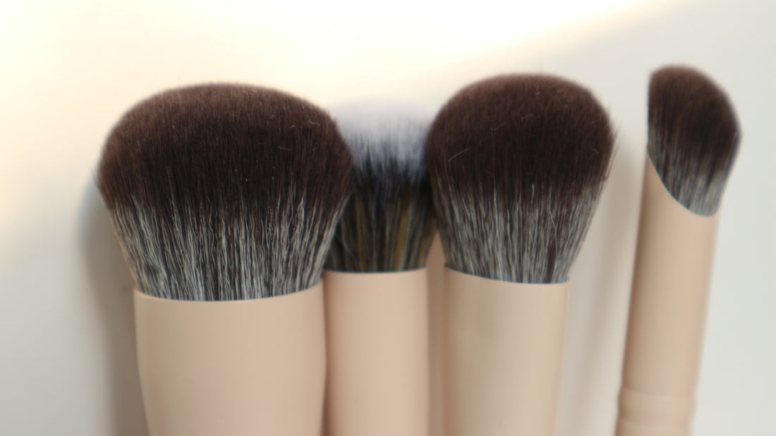 Choosing makeup brushes for a flawless base