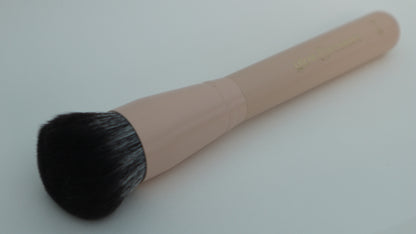 GR11 Foundation Brush