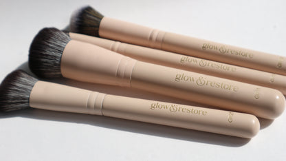 GR11 Foundation Brush