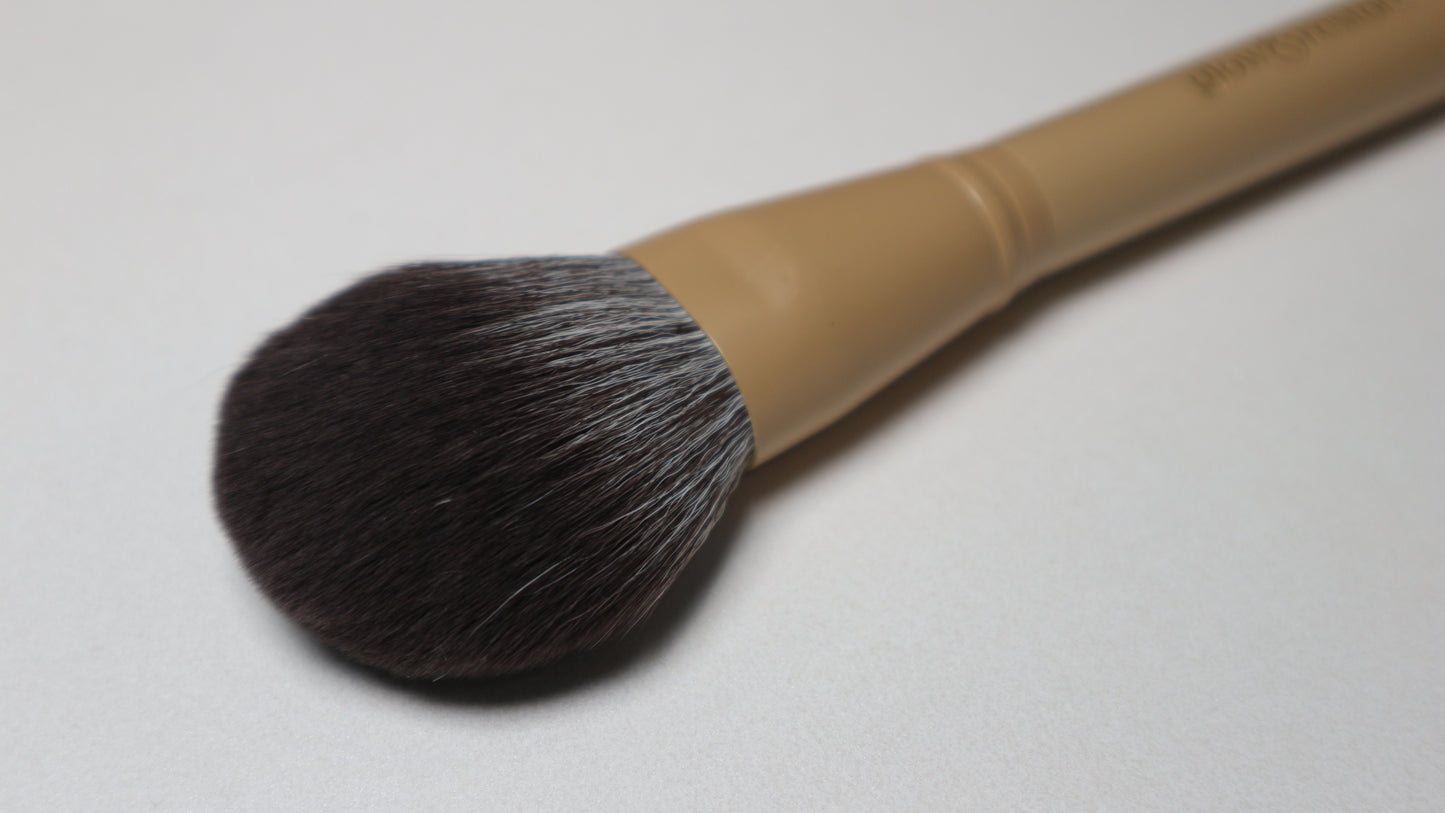 GR05 Large Powder Brush